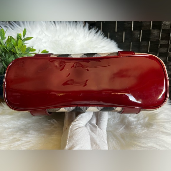 Burberry Nova Check Rachel Large Chain Tote|Satchel - Berry - Picture 8 of 13